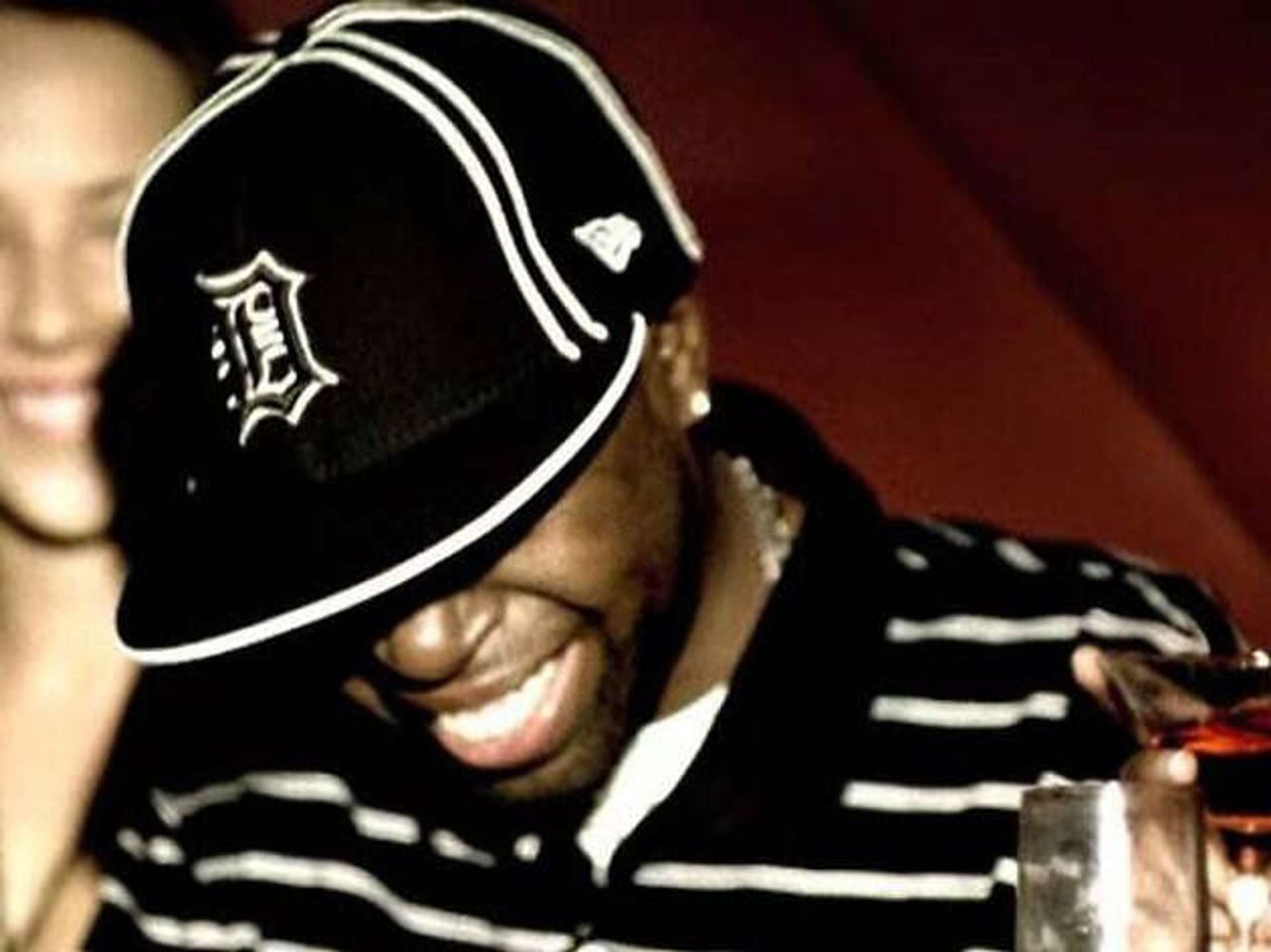 j dilla donuts alternate cover photo don't cry sample breakdown