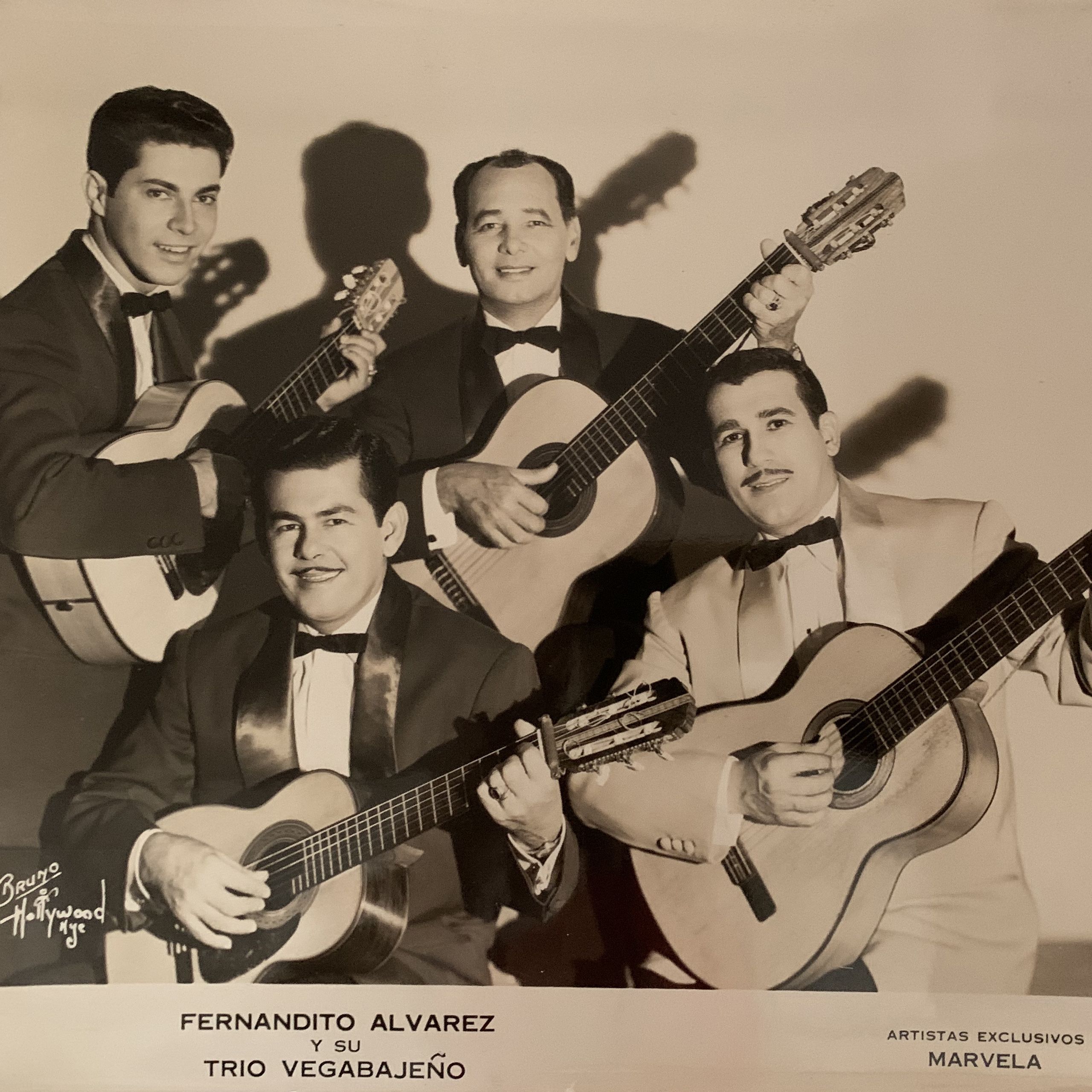 輸入CD Trio Vegabajeno 20 Exitos Immortales En Musica   /00110 310fFY8umGL._UF1000,1000_QL80_.jpg