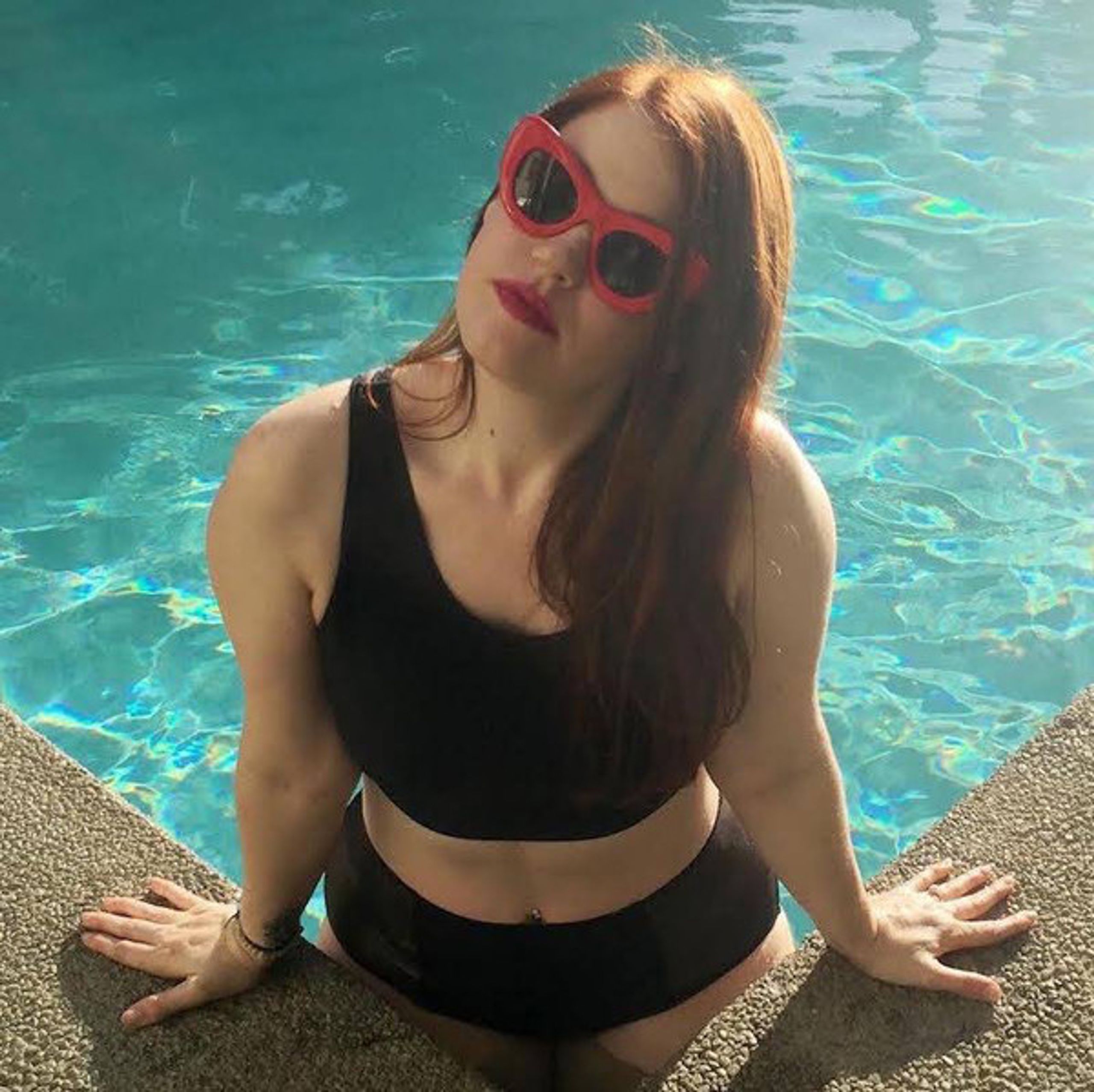 Anna Wise | TRACKLIB.COM