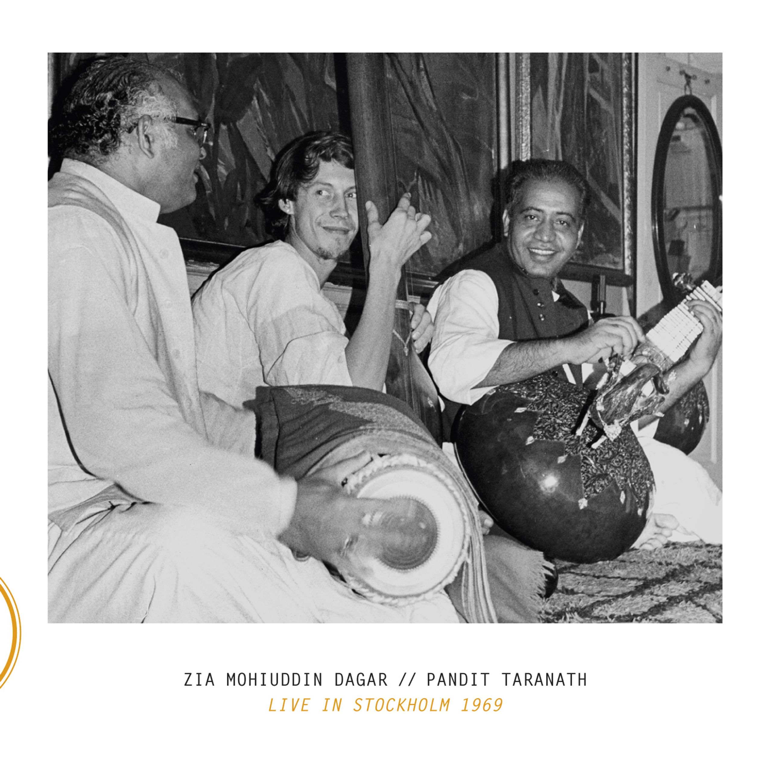 洋楽 Ustad Zia Mohiuddin Dagar - Vrindavan A11LtwHhClL._UF350,350_QL50_.jpg