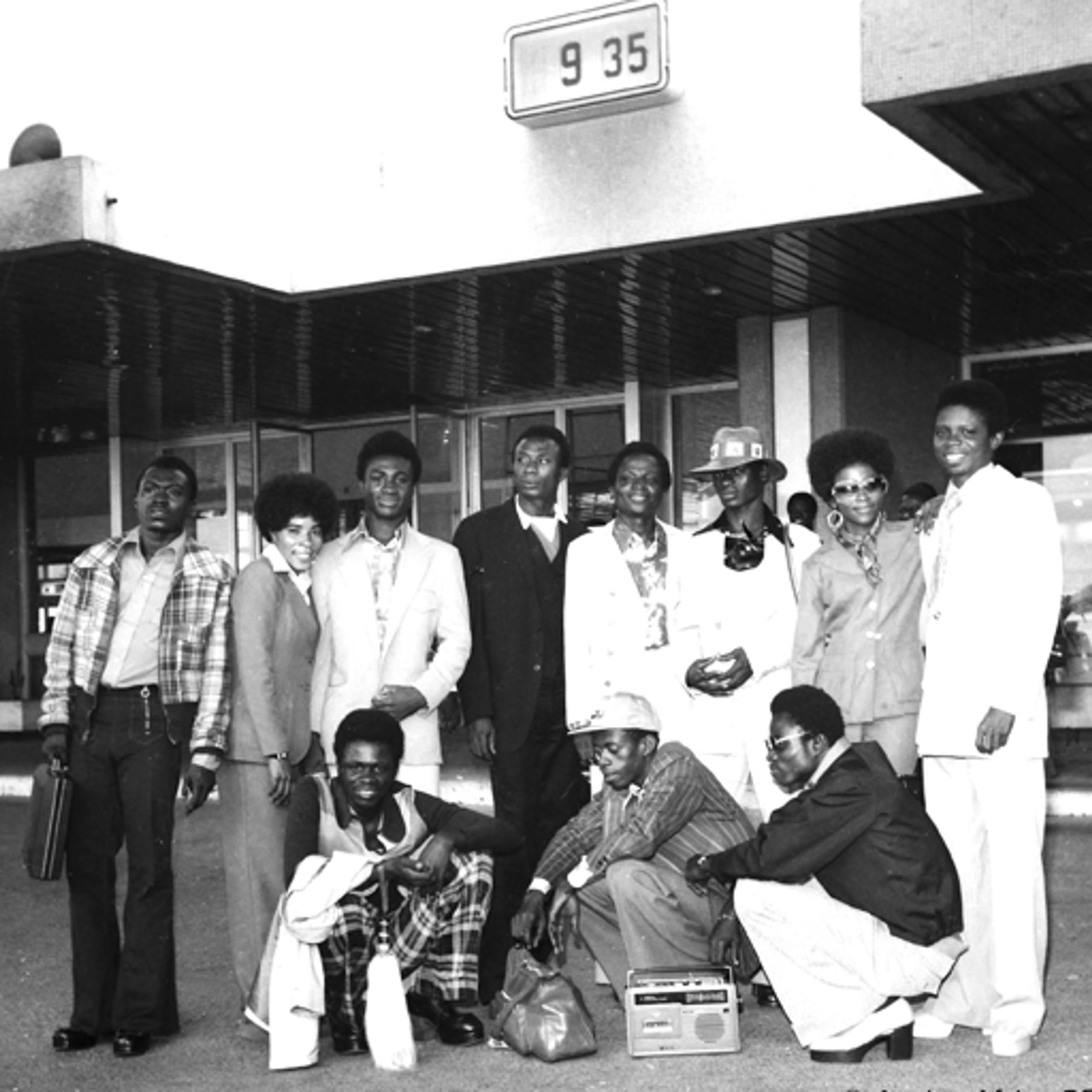 African Brothers Band | TRACKLIB.COM